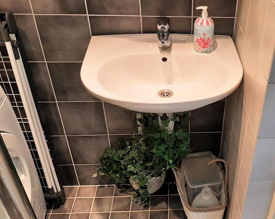 Apartement Endla Pärnu Esterno foto
