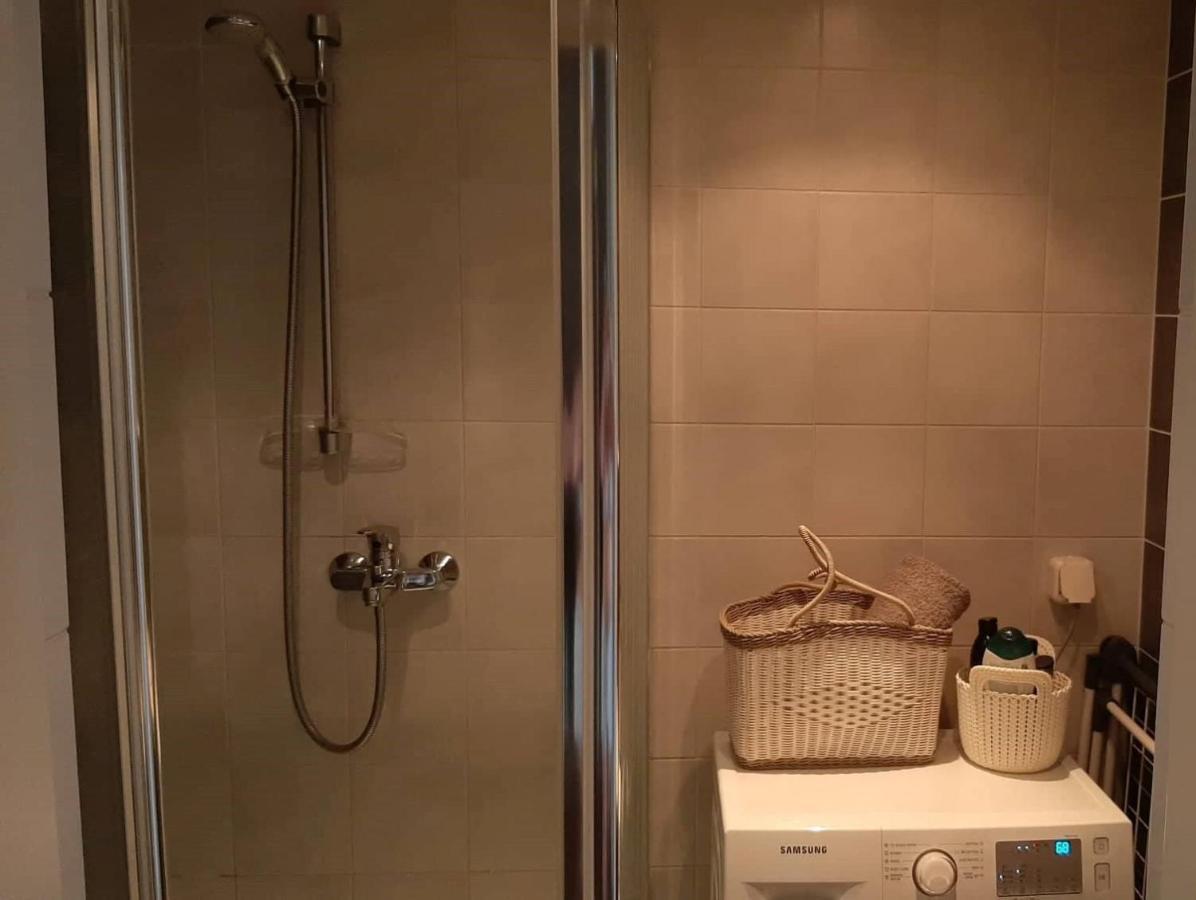 Apartement Endla Pärnu Esterno foto